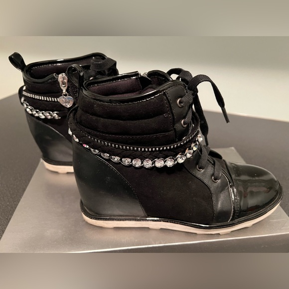 Stuart Weitzman  bootie - Picture 2 of 8